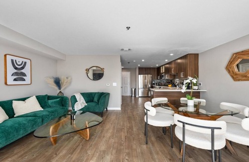 Ocean Park Apartment | Ocean Jasper – 2BR Santa Monica - Ocean View, Rooftop Pool, Private Access