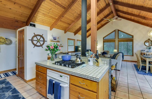 Gualala House | Ocean & Redwoods Views! Coastal NorCal Sanctuary