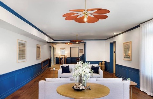 South Yarmouth Hotel | Ocean View: Red Jacket Resort, 2 Queens, Beach Nearby, Welcoming Stay, 2 Rooms