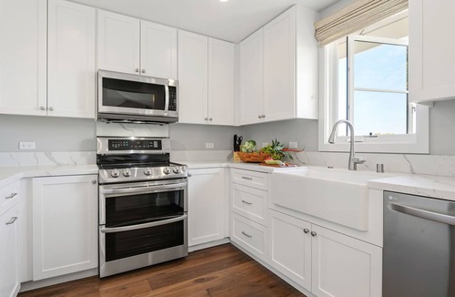 East Mesa Apartment | Ocean Whispers from the Sea