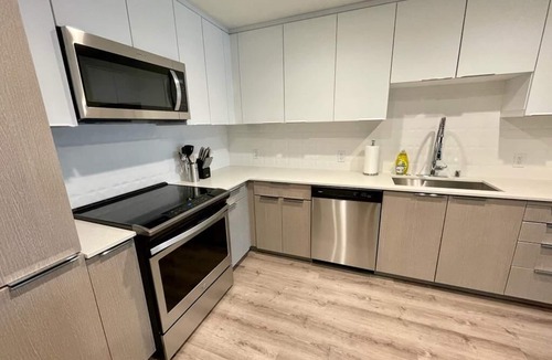 Harbor Condo | Oceanfront Modern Condo
