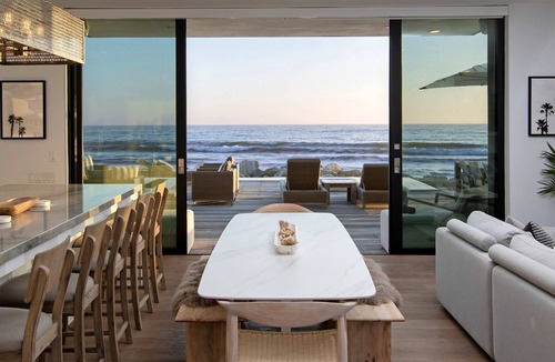Ventura House | Oceanfront Ventura Home with Hot Tub Sleeps 6