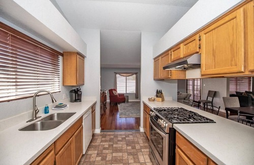 Yuma House | OCO-Heated pool for additional fee and spacious 4br home for your comfort.