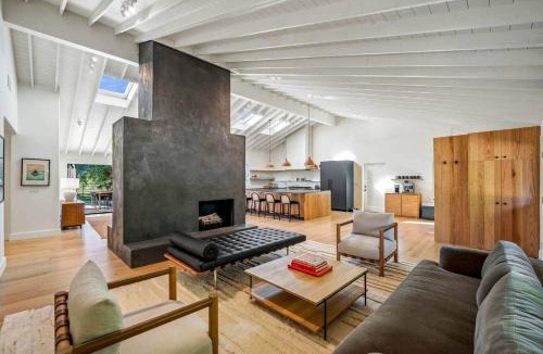 Ojai House | Ojai Valley - Pool and Pickle Ball
