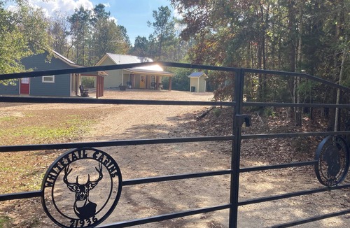 Union Church Cabin | One bedroom cabin in Jefferson County, close to the Homochitto Forest.