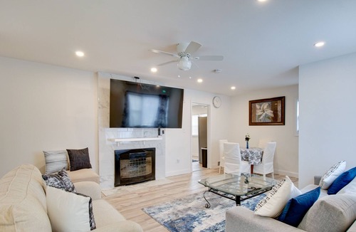 Forest Heights House | Oxon Hill Retreat ~ 10 Mi to National Mall!