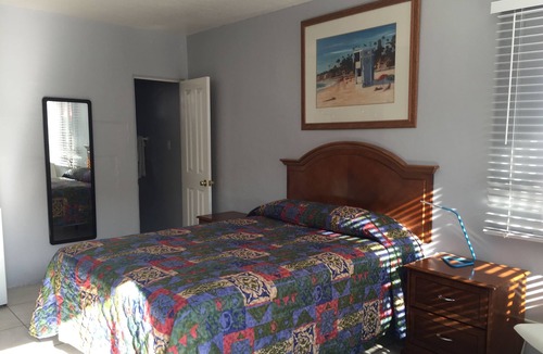 Sunset Park Hotel | Palm Motel