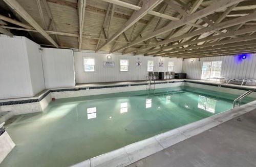 Chincoteague Apartment | Palm Villa @ The Reef