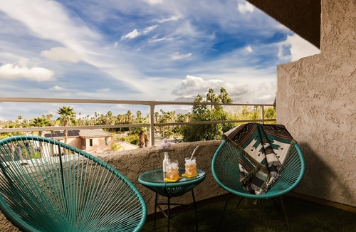 Downtown Palm Springs Condo | Palme Diem! Condo Close to Downtown!