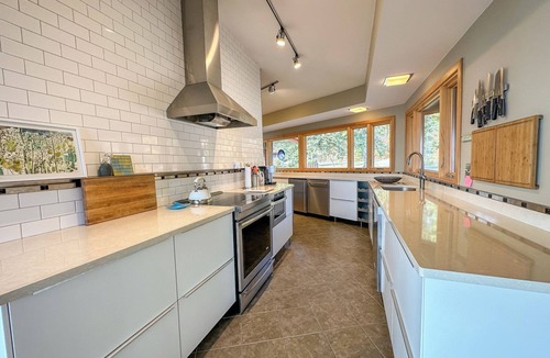 Grand Marais House | Panorama House - Lake Superior - Grand Marais, MN - Cascade Vacation Rentals