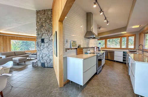 Grand Marais House | Panorama House - Lake Superior - Grand Marais, MN - Cascade Vacation Rentals
