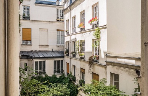 Archives Apartment | Paris 3eme - Place des Vosges - Musée Carnavalet - Studio