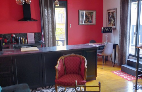 Malakoff Apartment | Paris de Flore . Loft Avec Terrasse Plein Ciel , Dans Maison au Pied du Métro