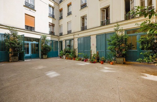 4th Arrondissement Apartment | Paris Marais Rosiers 3