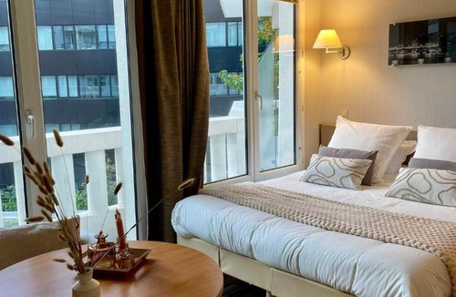 Saint-Lambert Apartment | Paris Porte de Versailles Cosy Lodge 2 Appart parking wifi 4 pers