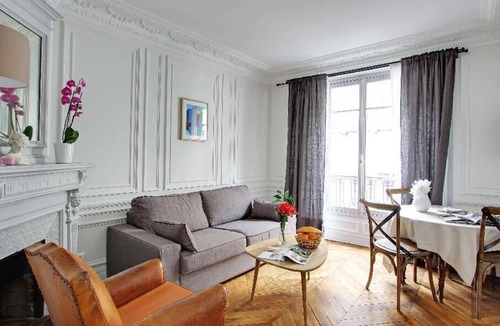 Quartier de Rochechouart Apartment | Parisian Home|109125|1 chambre|Opéra