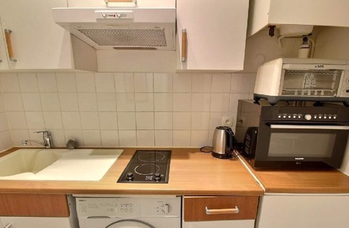 Quartier de Rochechouart Apartment | Parisian Home | 109175 | 1 chambre | Martyrs - Saint Georges - Trinité
