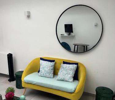 Batignolles Apartment | Parisian Studio Retreat in Central Batignolles