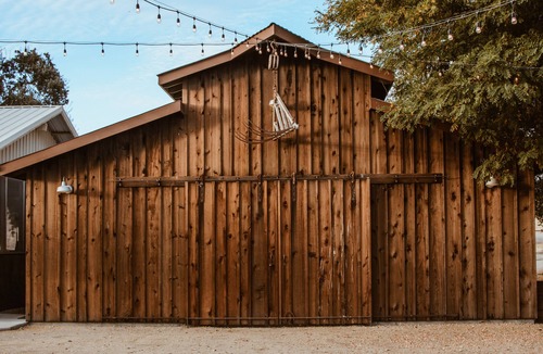 San Miguel Cabin | Paso Robles Ultimate Farm Stay! Country Oasis! Very Unique!