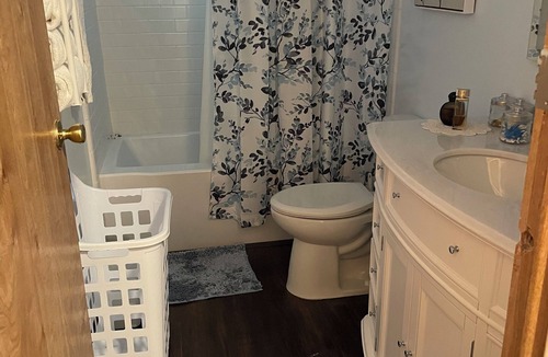 Valle Vista House | Pattys place 2 is a ROOM RENTAL ONLY, in a quite home away from home.