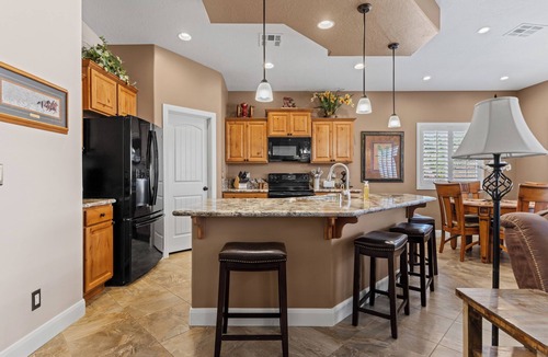 Mesquite House | Paws & Putts Oasis – Pool, Pets + RV Garage