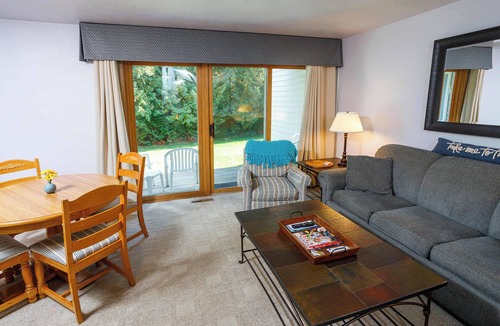 Fish Creek Condo | Peacefield at The Hilltop Condo