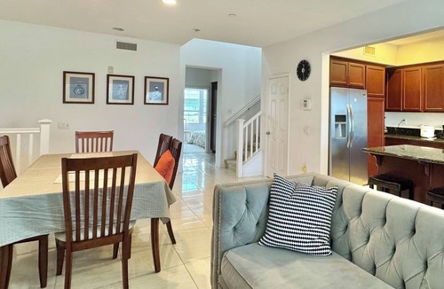 Riverpark Condo | Peaceful 4-bedroom condo in most popular collection area