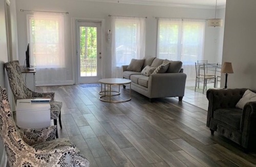 Pass Christian House | Peaceful Cottage