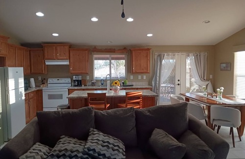 Picture Rocks House | Peaceful country escape: 2-bedrooms, 30 minutes to downtown and horse-friendly.