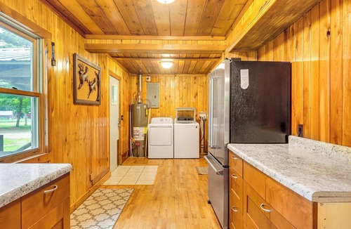 Eagle River Cabin | Peaceful Long Lake Cabin w/Dock & Fire Pit!
