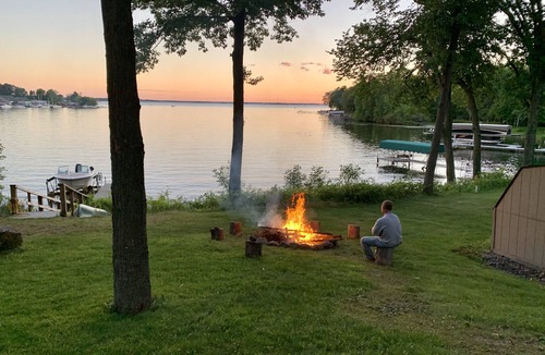 Isle Cabin | Peaceful MilleLacs Lakefront Cabin. Dog-Friendly!