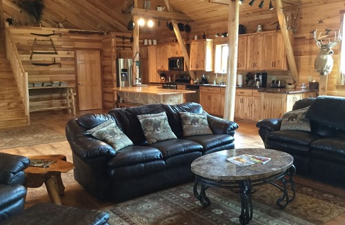 Trempealeau County Cabin | Peaceful WI Getaway with Gardens, Birds, & Nature. Great for Weekend Reunions!