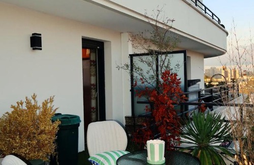 Petit-Colombes Apartment | Penthouse 100m2 with terrace & 360 view of La Défense
