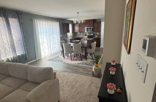 Middletown House | Perfect 3-bedroom townhome in Middletown