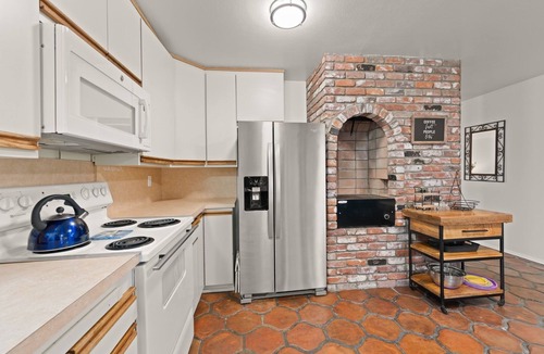 Ventura House | Perfect 4 Families, Great Location, Large Patio