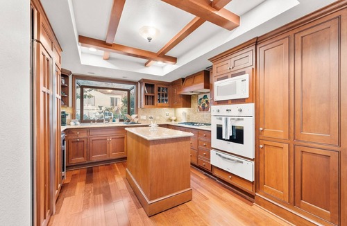 Ventura House | Perfect 4 Families, Mins To Beach, Amazing Views*