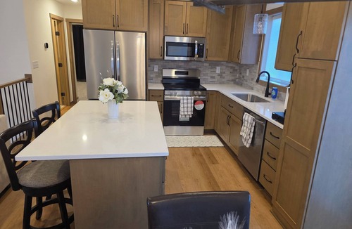 Cascade Township House | Perfect Luxury 4-bedroom house with Central AC in Rochester