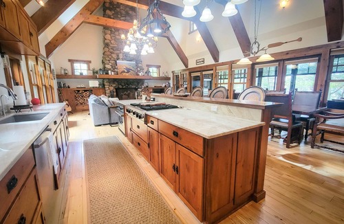 Woodruff House | Perfect retreat for family fun! Private wooded lot on Little Spider Lake