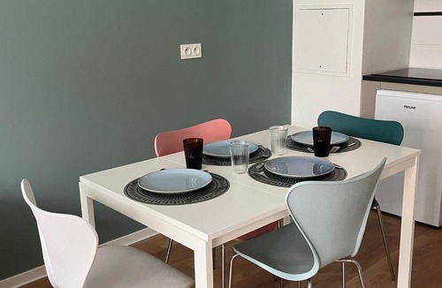 La Courneuve Apartment | PERLE HDG Tout Confort