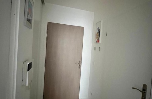 La Courneuve Apartment | PERLE HDG Tout Confort
