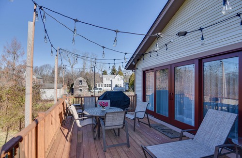 Narragansett House | Pet-Friendly Narragansett Home w/Deck + Gas Grill