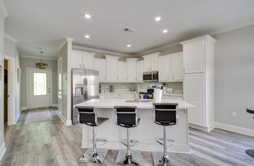 Biloxi House | Pet-Friendly Vacation Rental in Biloxi Near Beach!