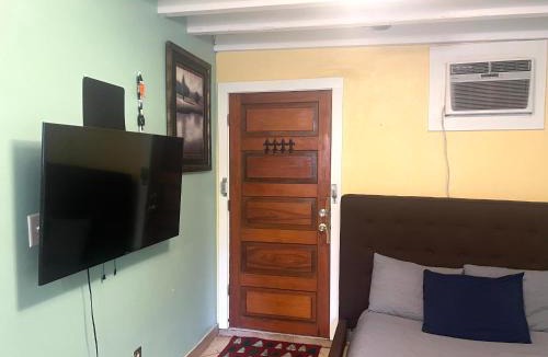 Faubourg Marigny House | Petit Château Inn, French Quarter, New Orleans