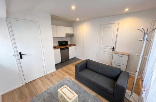 Bobigny House | Petit havre de paix à Bobigny avec jardin