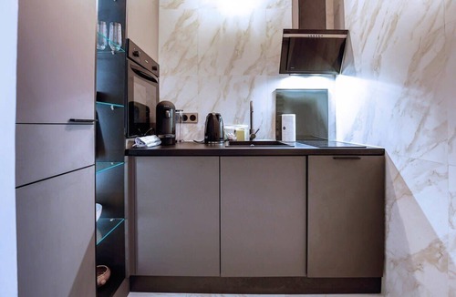 Quartier de l'Horloge Apartment | Petit Violette I Amazing 1 Bed Apt in Paris