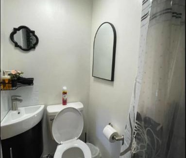 Bodfish House | Petite Guesthouse with Kitchenette and Private Bathroom