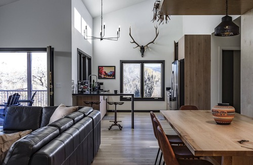 Cornville House | Pictures do not do it justice. A breathtaking creekfront home on a hill overlooking Oak Creek, with room for 9, a secret bookshelf door, hot tub, and fire pit. Peaceful Cornville wine country, 25 min to Sedona.