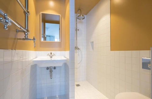 Quartier de la Place-Vendome Apartment | Pied A Terre Saint Honoré