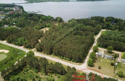 Arkdale House | Pine Forest Villa w/hot tub 5 min from Lake