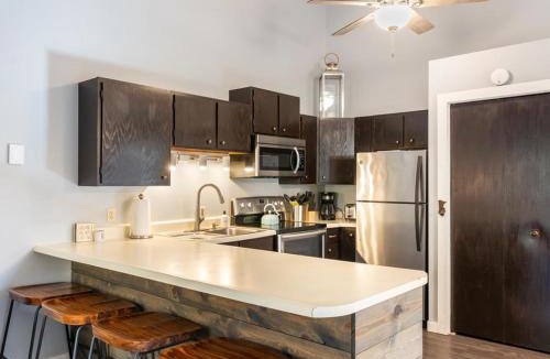Breezy Point House | Pinewood Escape